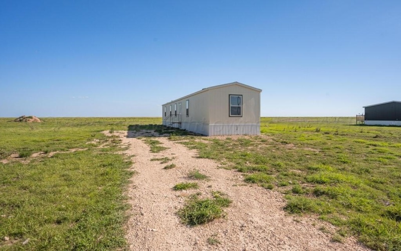 5680 ABERT Street, Channing, TX 79018, 3 Habitaciones Habitaciones , ,2 BañosBaños,Residential,En Venta,5680 ABERT Street,25-6506