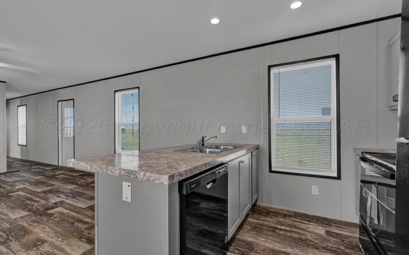 5680 ABERT Street, Channing, TX 79018, 3 Habitaciones Habitaciones , ,2 BañosBaños,Residential,En Venta,5680 ABERT Street,25-6506