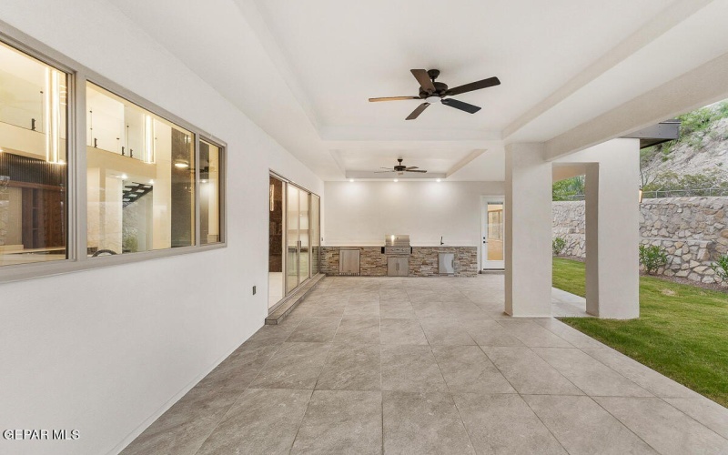 5532 Ventana del Sol Drive, El Paso, TX 79912, 4 Habitaciones Habitaciones , ,6 BañosBaños,Residential,En Venta,5532 Ventana del Sol Drive,0,926905