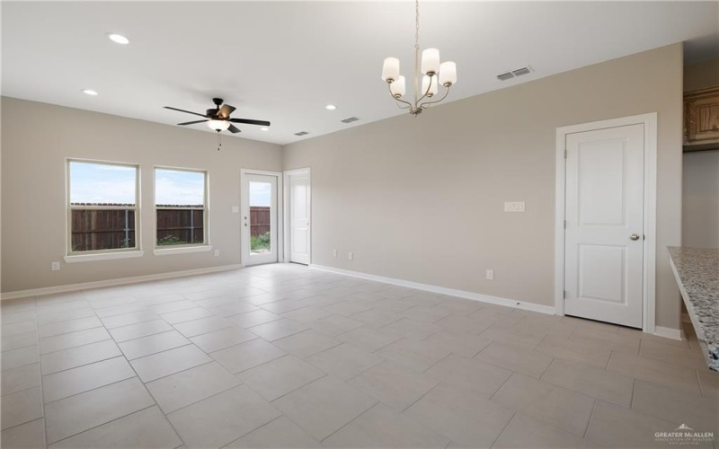 2134 S Lake Texoma Street, San Juan, TX 78589, 3 Habitaciones Habitaciones , ,2 BañosBaños,Residential,En Venta,2134 S Lake Texoma Street,475678