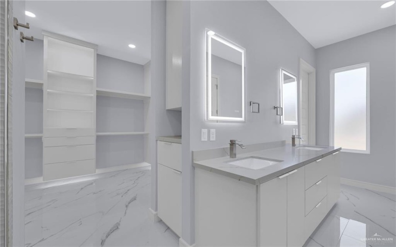9900 N 24th Street, McAllen, TX 78504, 3 Habitaciones Habitaciones , ,2 BañosBaños,Residential,En Venta,9900 N 24th Street,476382