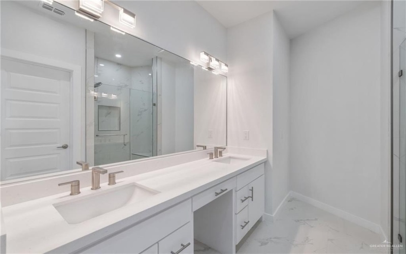 3536 Westcreek Drive, Brownsville, TX 78526, 3 Habitaciones Habitaciones , ,2 BañosBaños,Residential,En Venta,3536 Westcreek Drive,0,476446