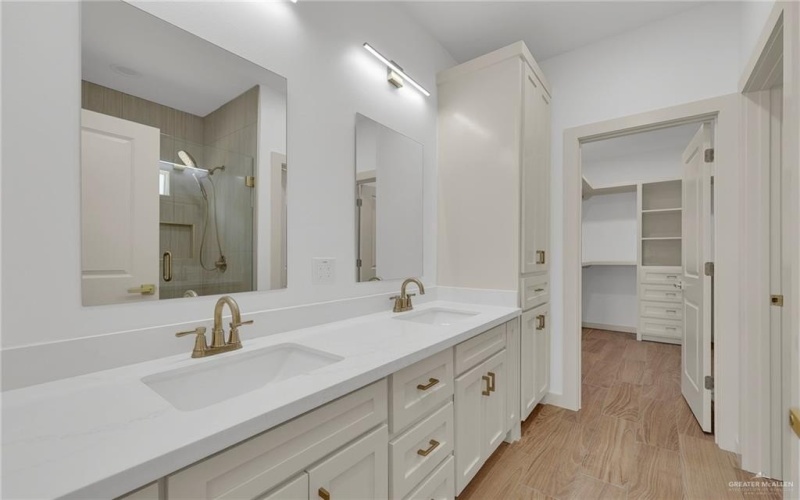 2702 Sunrise Lane, Weslaco, TX 78596, 3 Habitaciones Habitaciones , ,2 BañosBaños,Residential,En Venta,2702 Sunrise Lane,476614