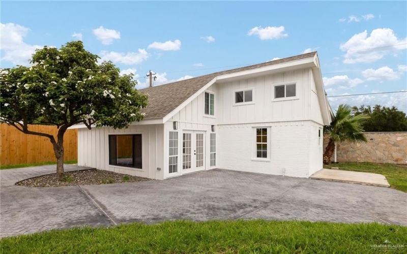 12304 Lakeview Drive, Edinburg, TX 78541, 4 Habitaciones Habitaciones , ,3 BañosBaños,Residential,En Venta,12304 Lakeview Drive,476622