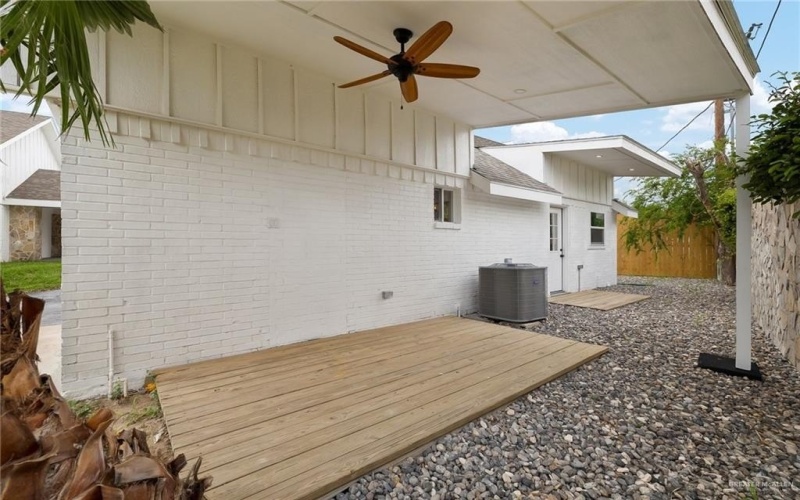 12304 Lakeview Drive, Edinburg, TX 78541, 4 Habitaciones Habitaciones , ,3 BañosBaños,Residential,En Venta,12304 Lakeview Drive,476622