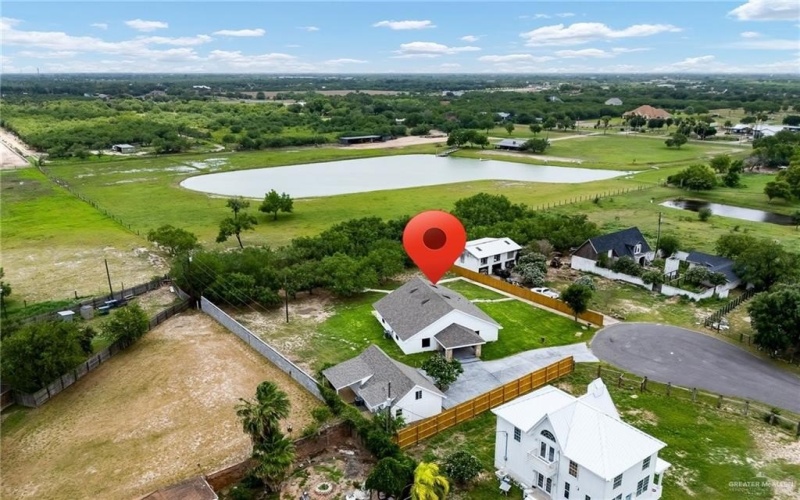 12304 Lakeview Drive, Edinburg, TX 78541, 4 Habitaciones Habitaciones , ,3 BañosBaños,Residential,En Venta,12304 Lakeview Drive,476622