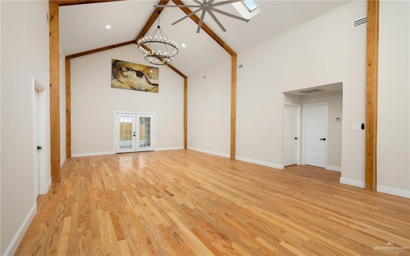 12304 Lakeview Drive, Edinburg, TX 78541, 4 Habitaciones Habitaciones , ,3 BañosBaños,Residential,En Venta,12304 Lakeview Drive,476622