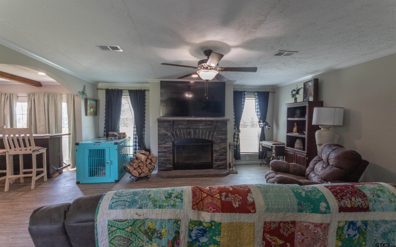 5288 PR 4084, Gilmer, TX 75644, 4 Bedrooms Bedrooms, ,3 BathroomsBathrooms,Residential,For Sale,5288 PR 4084,25011108