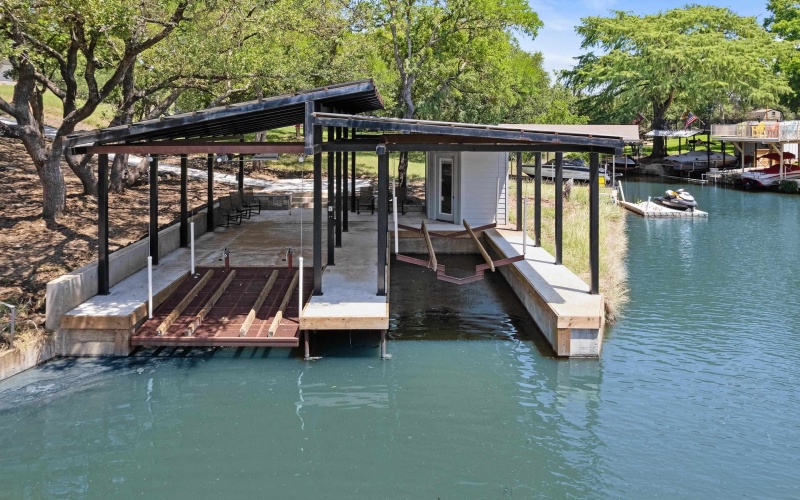 335 Sandy Mountain Drive, Sunrise Beach, TX 78643, 9 Bedrooms Bedrooms, ,6 BathroomsBathrooms,Residential,For Sale,335 Sandy Mountain Drive,174368