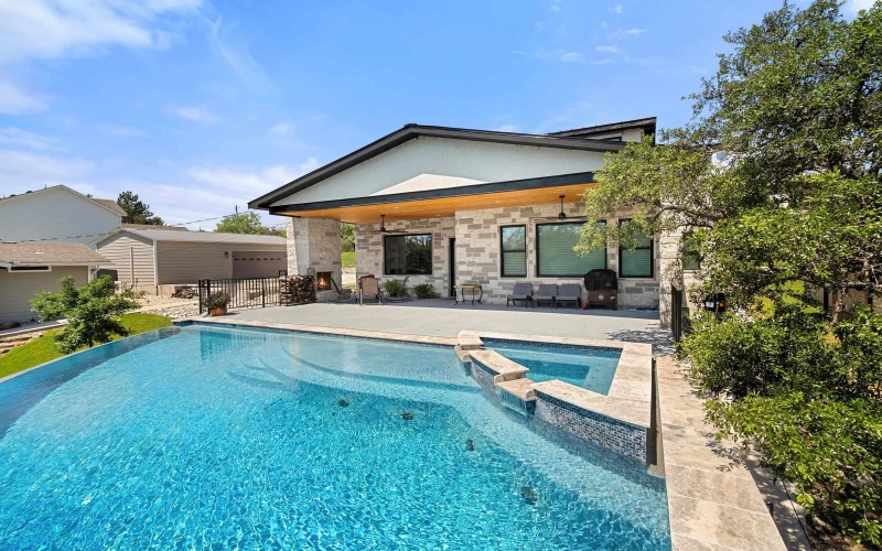 335 Sandy Mountain Drive, Sunrise Beach, TX 78643, 9 Bedrooms Bedrooms, ,6 BathroomsBathrooms,Residential,For Sale,335 Sandy Mountain Drive,174368