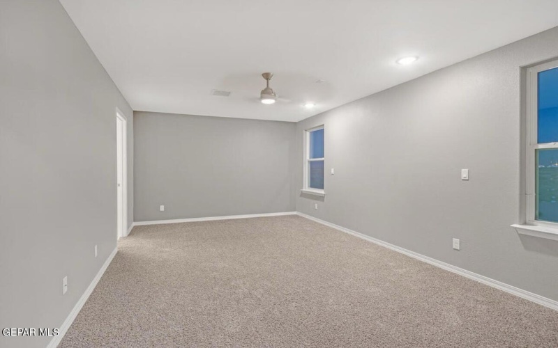 128 Dawson Street, Sunland Park, NM 88063, 5 Habitaciones Habitaciones , ,3 BañosBaños,Residential,En Venta,128 Dawson Street,905368