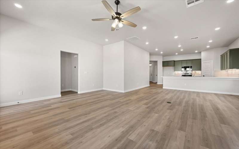 2918 Durham Avenue, Wolfforth, TX 79382, 3 Bedrooms Bedrooms, ,2 BathroomsBathrooms,Residential,For Sale,2918 Durham Avenue,202558121
