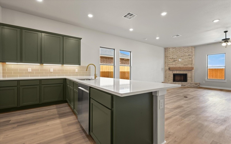 2918 Durham Avenue, Wolfforth, TX 79382, 3 Bedrooms Bedrooms, ,2 BathroomsBathrooms,Residential,For Sale,2918 Durham Avenue,202558121