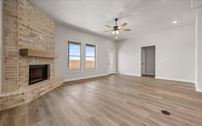 2918 Durham Avenue, Wolfforth, TX 79382, 3 Bedrooms Bedrooms, ,2 BathroomsBathrooms,Residential,For Sale,2918 Durham Avenue,202558121