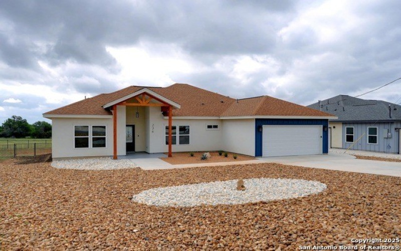 236 Peter Kleid Loop, Blanco, TX 78606, 4 Habitaciones Habitaciones , ,3 BañosBaños,Residential,En Venta,236 Peter Kleid Loop,0,1861084