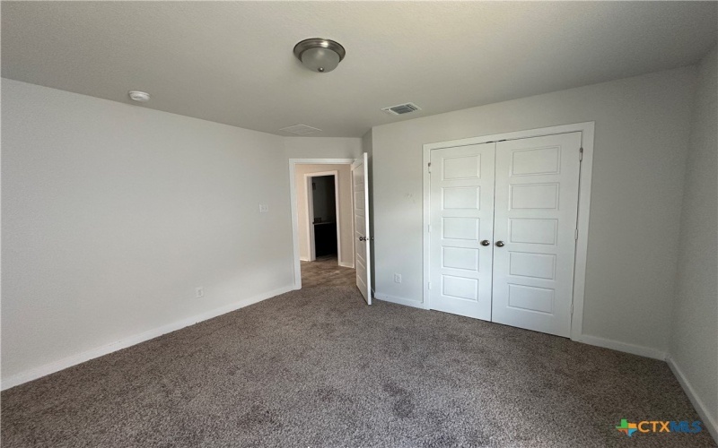 909 James Parker Circle, Killeen, TX 76542, 4 Habitaciones Habitaciones , ,2 BañosBaños,Residential,En Venta,909 James Parker Circle,571411