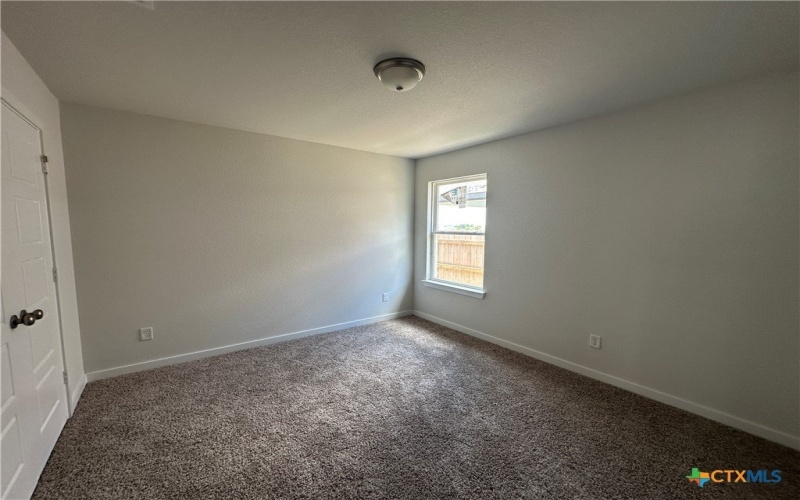 909 James Parker Circle, Killeen, TX 76542, 4 Habitaciones Habitaciones , ,2 BañosBaños,Residential,En Venta,909 James Parker Circle,571411