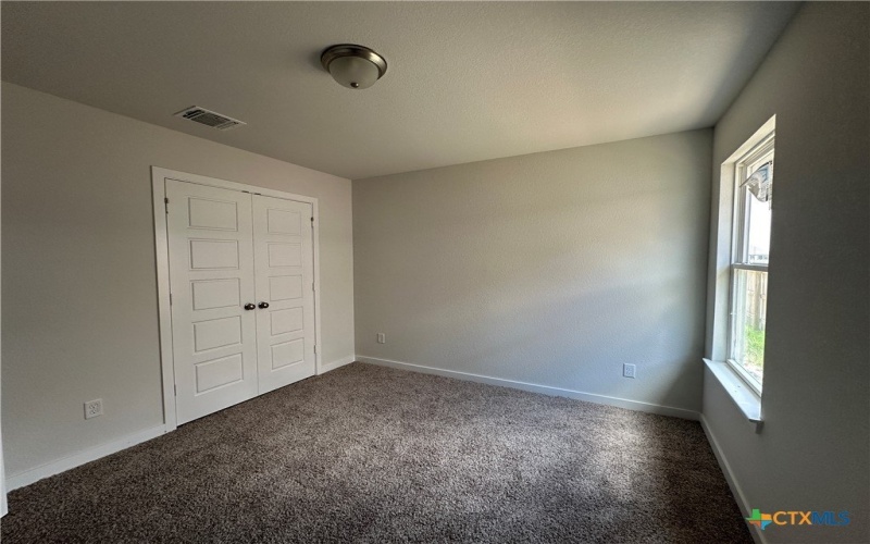 909 James Parker Circle, Killeen, TX 76542, 4 Habitaciones Habitaciones , ,2 BañosBaños,Residential,En Venta,909 James Parker Circle,571411