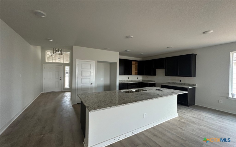 909 James Parker Circle, Killeen, TX 76542, 4 Habitaciones Habitaciones , ,2 BañosBaños,Residential,En Venta,909 James Parker Circle,571411