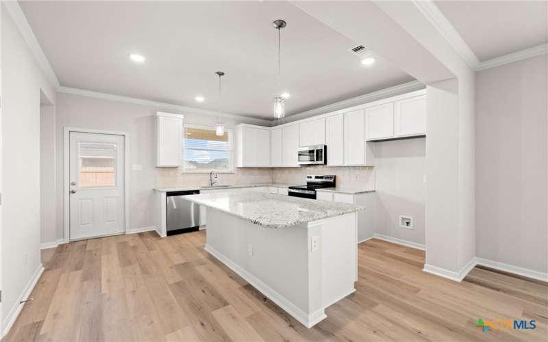 8024 Pineridge Way, Temple, TX 76502, 4 Bedrooms Bedrooms, ,2 BathroomsBathrooms,Residential,For Sale,8024 Pineridge Way,0,587279