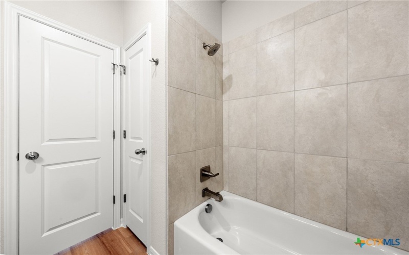 8024 Pineridge Way, Temple, TX 76502, 4 Bedrooms Bedrooms, ,2 BathroomsBathrooms,Residential,For Sale,8024 Pineridge Way,0,587279