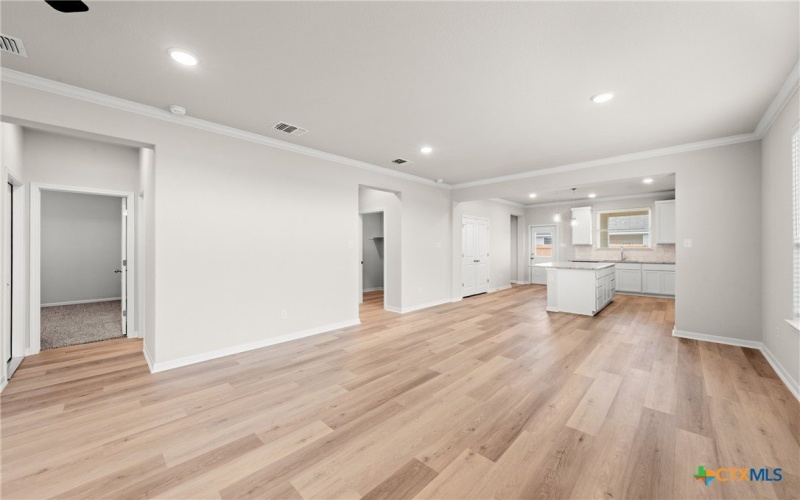 8024 Pineridge Way, Temple, TX 76502, 4 Bedrooms Bedrooms, ,2 BathroomsBathrooms,Residential,For Sale,8024 Pineridge Way,0,587279