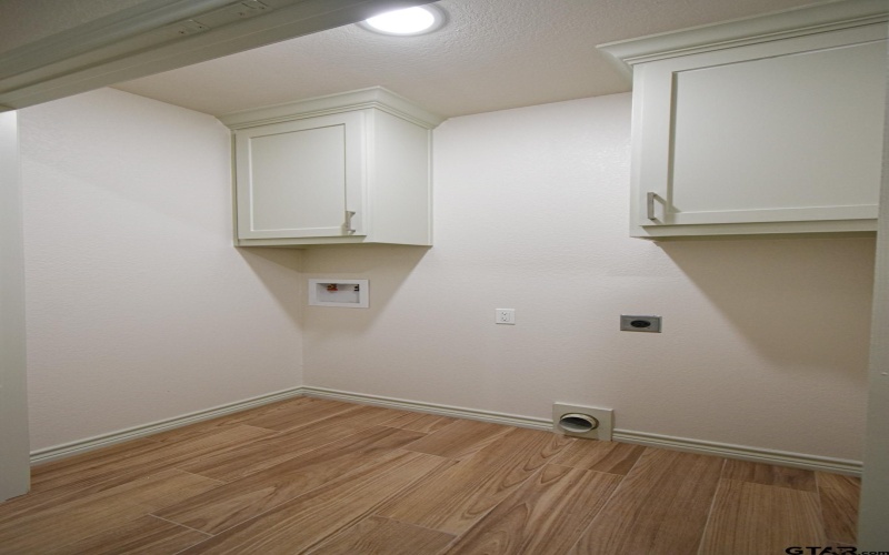 1417 E Earle St, Tyler, TX 75702, ,11 BañosBaños,Residential Multi Family,En Venta,1417 E Earle St,25011148