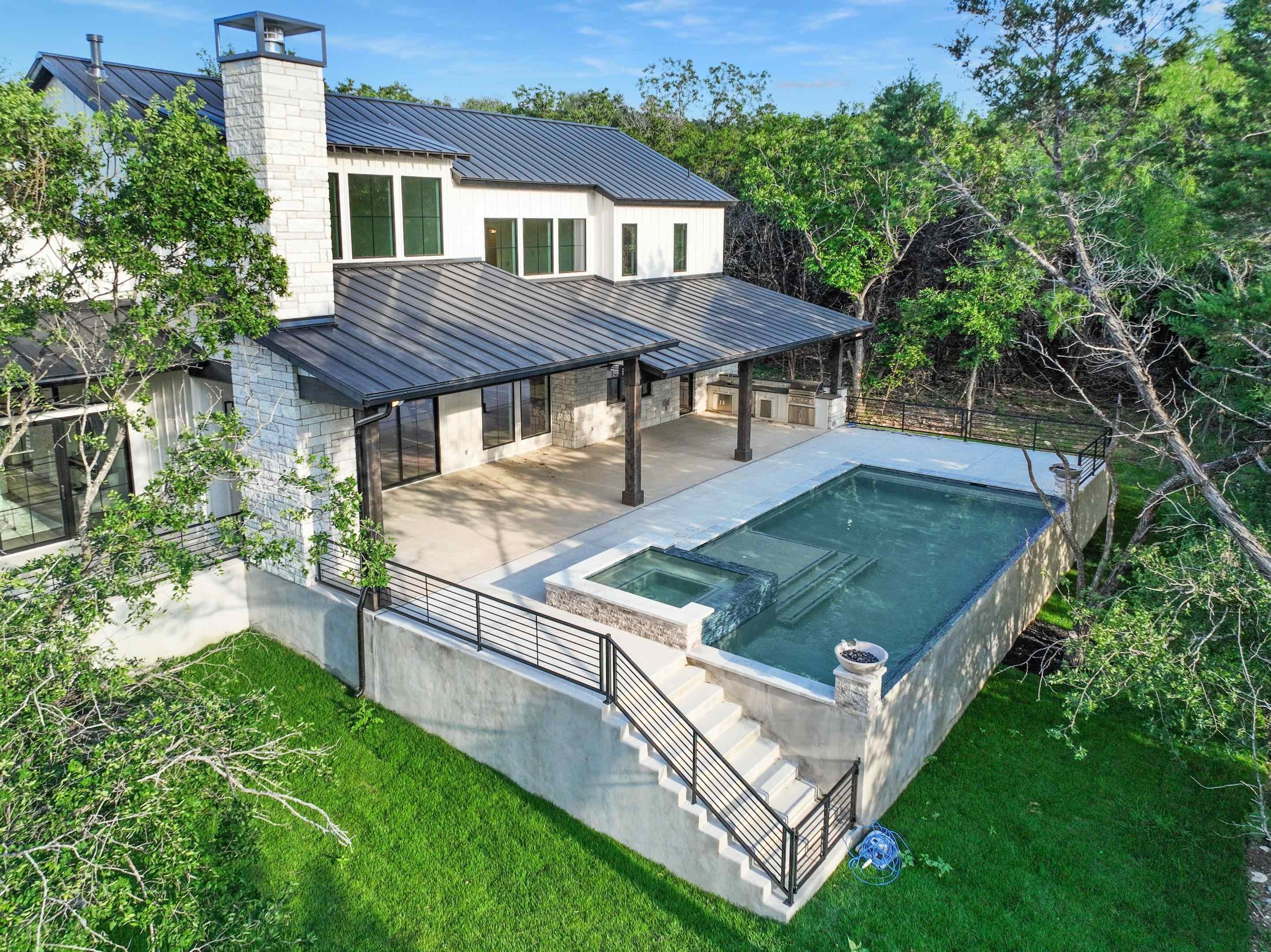 236 Riverfront Drive, New Braunfels, TX 78132, 4 Habitaciones Habitaciones , ,5 BañosBaños,Residential,En Venta,236 Riverfront Drive,0,167905