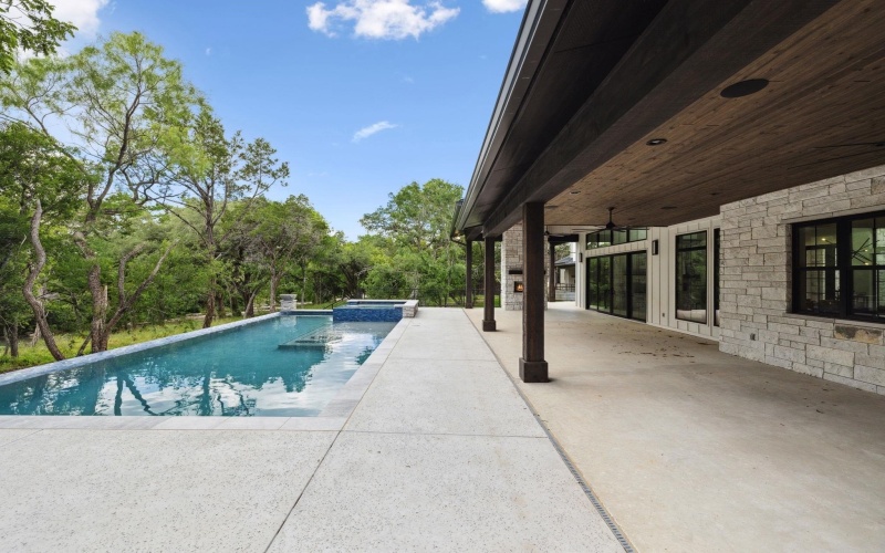 236 Riverfront Drive, New Braunfels, TX 78132, 4 Habitaciones Habitaciones , ,5 BañosBaños,Residential,En Venta,236 Riverfront Drive,0,167905