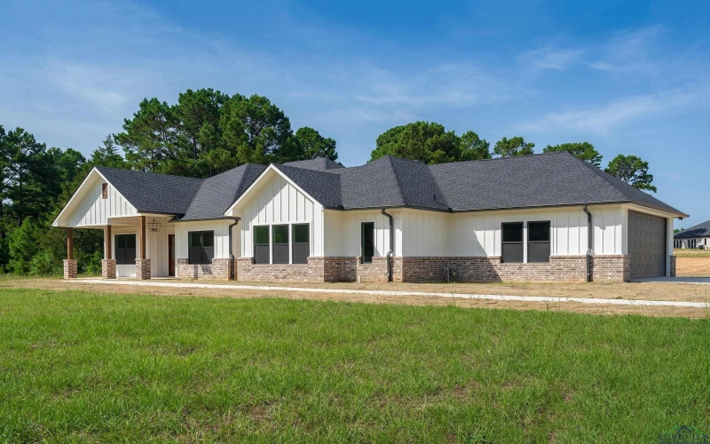 989 CR 2204 D, Tatum, TX 75691, 4 Bedrooms Bedrooms, ,2 BathroomsBathrooms,Residential,For Sale,989 CR 2204 D,20255088