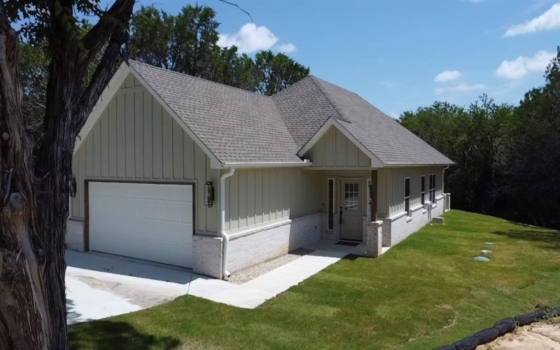 832 Blackfoot Court, Granbury, TX 76048, 3 Bedrooms Bedrooms, ,2 BathroomsBathrooms,Residential,For Sale,832 Blackfoot Court,0,21000592