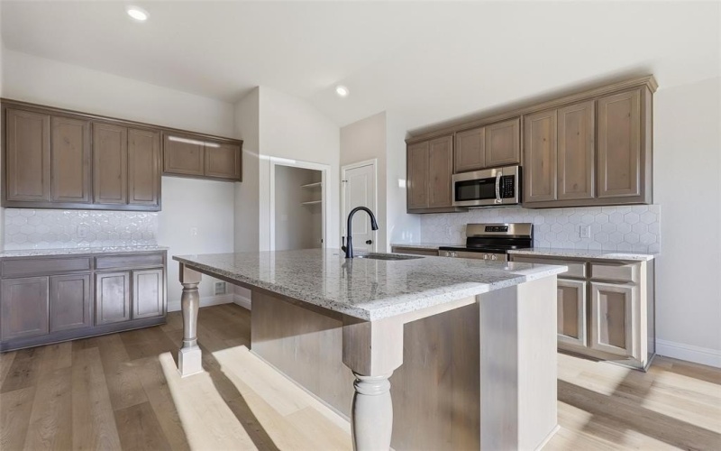 125 Mesa Drive, Glen Rose, TX 76043, 4 Habitaciones Habitaciones , ,2 BañosBaños,Residential,En Venta,125 Mesa Drive,0,21002051