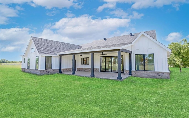 5926 High Mesa Drive, Justin, TX 76247, 3 Habitaciones Habitaciones , ,2 BañosBaños,Residential,En Venta,5926 High Mesa Drive,21004592