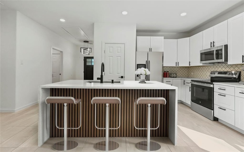 2227 Stoneman Street, Dallas, TX 75215, 4 Bedrooms Bedrooms, ,2 BathroomsBathrooms,Residential,For Sale,2227 Stoneman Street,0,21007692