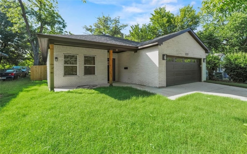 2227 Stoneman Street, Dallas, TX 75215, 4 Bedrooms Bedrooms, ,2 BathroomsBathrooms,Residential,For Sale,2227 Stoneman Street,0,21007692