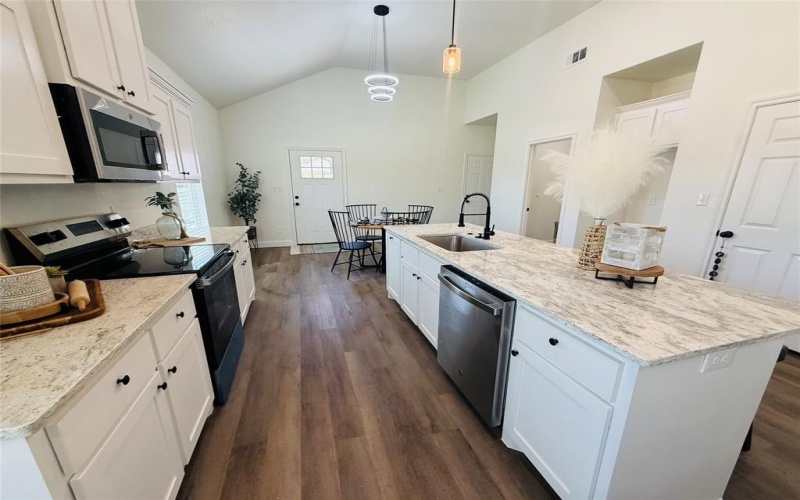 2824 Williams Street, Greenville, TX 75401, 3 Habitaciones Habitaciones , ,2 BañosBaños,Residential,En Venta,2824 Williams Street,0,21007748