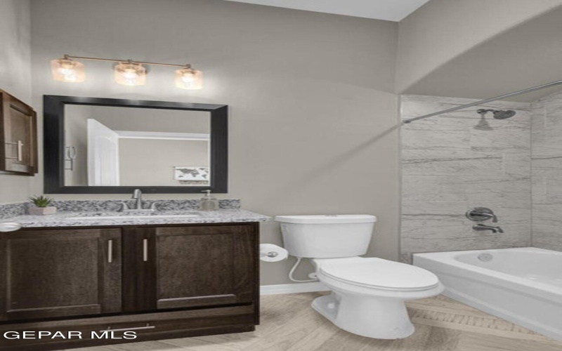 185 White Oaks Trail, Sunland Park, NM 88063, 4 Habitaciones Habitaciones , ,2 BañosBaños,Residential,En Venta,185 White Oaks Trail,905378