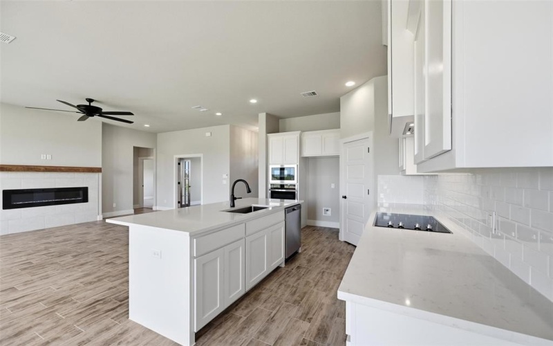 352 Sanger Drive, Springtown, TX 76082, 3 Bedrooms Bedrooms, ,2 BathroomsBathrooms,Residential,For Sale,352 Sanger Drive,0,21007971