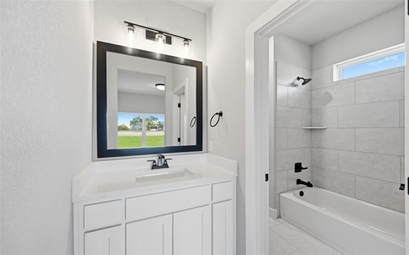 352 Sanger Drive, Springtown, TX 76082, 3 Bedrooms Bedrooms, ,2 BathroomsBathrooms,Residential,For Sale,352 Sanger Drive,0,21007971