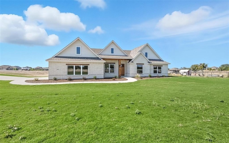 352 Sanger Drive, Springtown, TX 76082, 3 Bedrooms Bedrooms, ,2 BathroomsBathrooms,Residential,For Sale,352 Sanger Drive,0,21007971