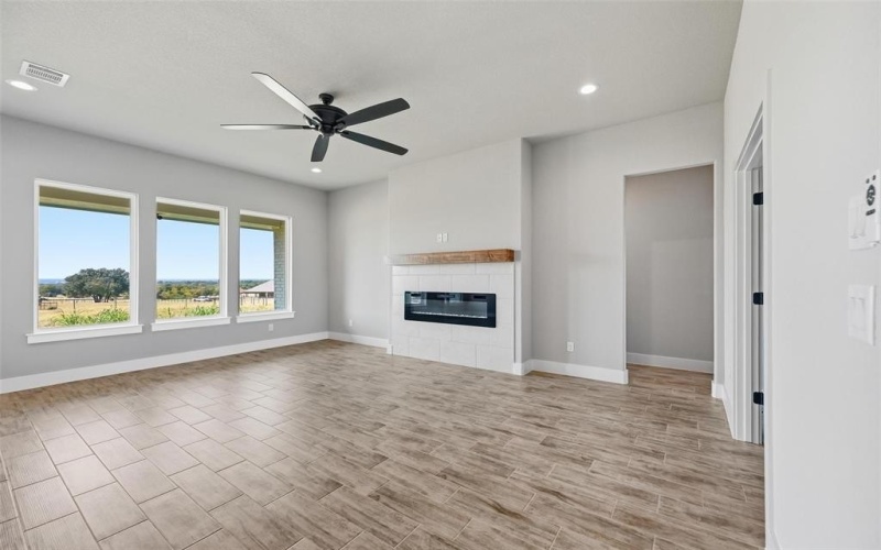 352 Sanger Drive, Springtown, TX 76082, 3 Bedrooms Bedrooms, ,2 BathroomsBathrooms,Residential,For Sale,352 Sanger Drive,0,21007971