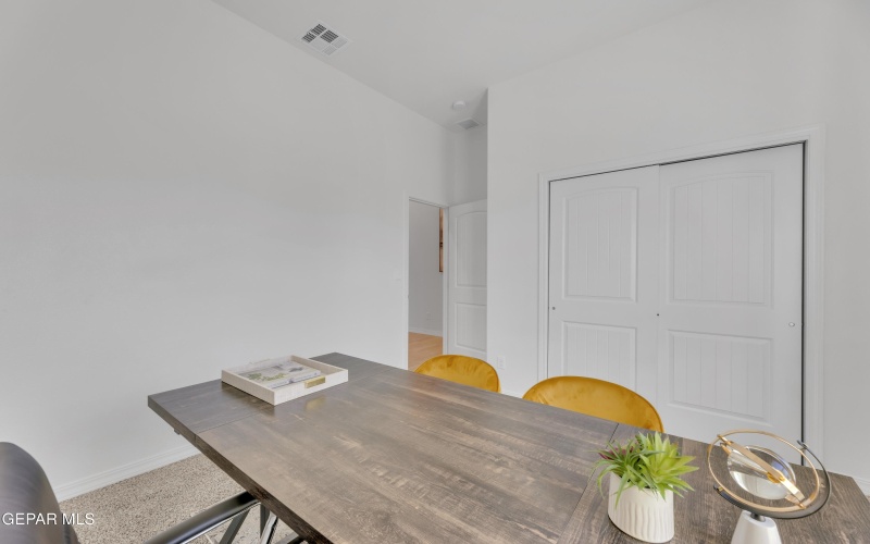 177 White Oaks Trail, Sunland Park, NM 88063, 4 Habitaciones Habitaciones , ,2 BañosBaños,Residential,En Venta,177 White Oaks Trail,905379