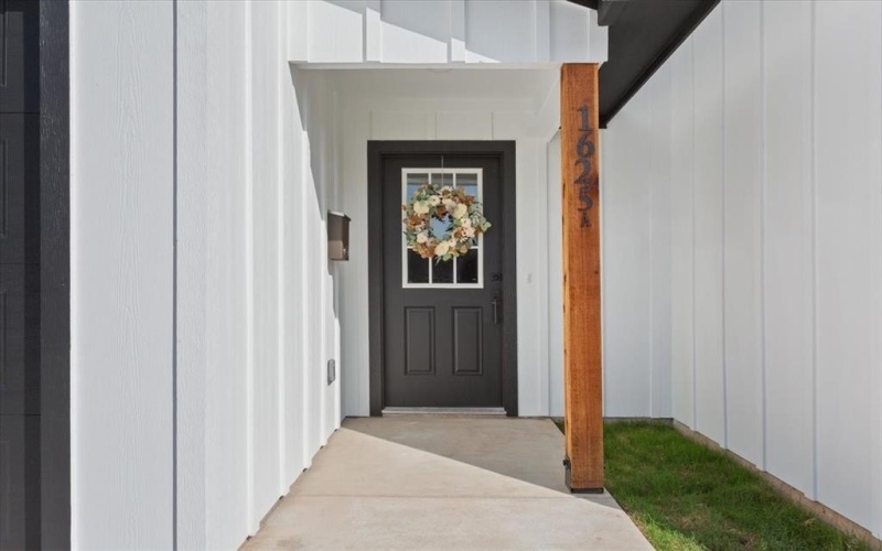 1625 Cleveland Avenue, Waco, TX 76706, 6 Bedrooms Bedrooms, ,5 BathroomsBathrooms,Residential Multi Family,For Sale,1625 Cleveland Avenue,21008092
