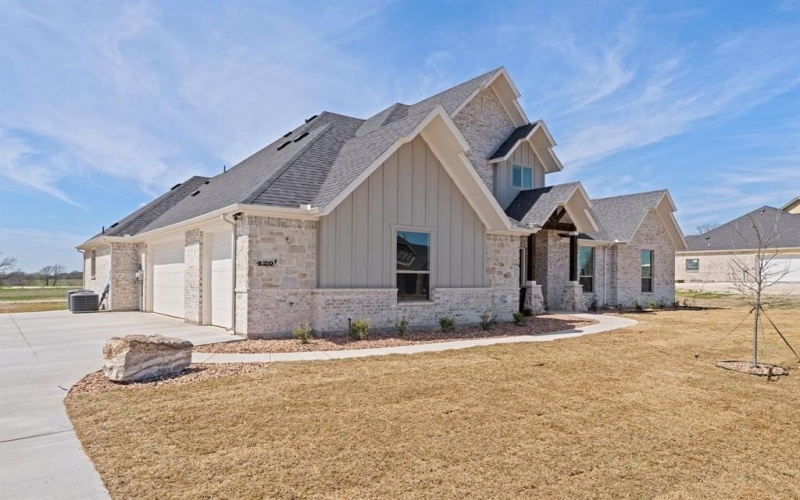 420 Paradise Ridge Drive, Waxahachie, TX 75167, 4 Habitaciones Habitaciones , ,3 BañosBaños,Residential,En Venta,420 Paradise Ridge Drive,21008118