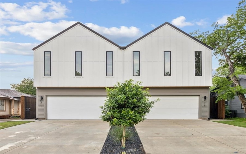 5219 Lindsley Avenue, Dallas, TX 75223, 3 Bedrooms Bedrooms, ,2 BathroomsBathrooms,Residential,For Sale,5219 Lindsley Avenue,0,21008127
