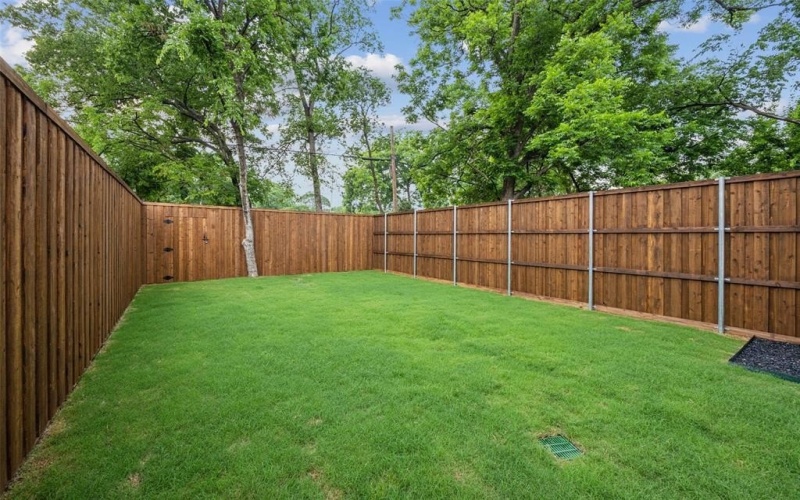 5219 Lindsley Avenue, Dallas, TX 75223, 3 Bedrooms Bedrooms, ,2 BathroomsBathrooms,Residential,For Sale,5219 Lindsley Avenue,0,21008127