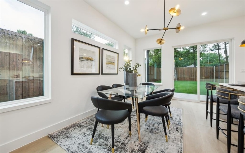 5219 Lindsley Avenue, Dallas, TX 75223, 3 Bedrooms Bedrooms, ,2 BathroomsBathrooms,Residential,For Sale,5219 Lindsley Avenue,0,21008127
