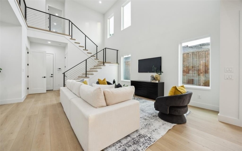 5219 Lindsley Avenue, Dallas, TX 75223, 3 Bedrooms Bedrooms, ,2 BathroomsBathrooms,Residential,For Sale,5219 Lindsley Avenue,0,21008127