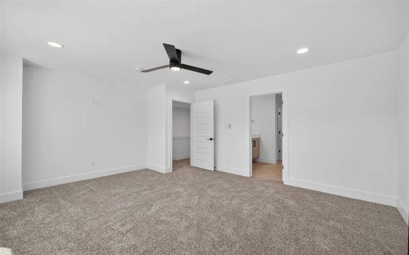 8906 Lowell Street, Rowlett, TX 75089, 3 Habitaciones Habitaciones , ,2 BañosBaños,Residential,En Venta,8906 Lowell Street,21008219