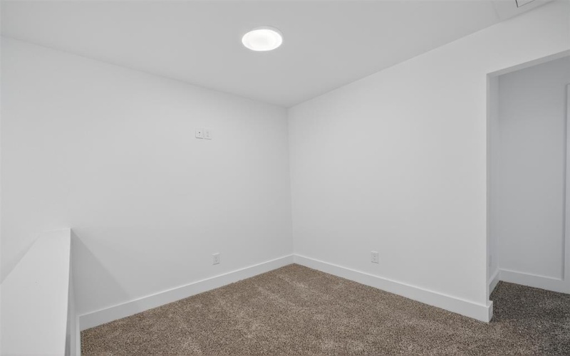 8906 Lowell Street, Rowlett, TX 75089, 3 Habitaciones Habitaciones , ,2 BañosBaños,Residential,En Venta,8906 Lowell Street,21008219